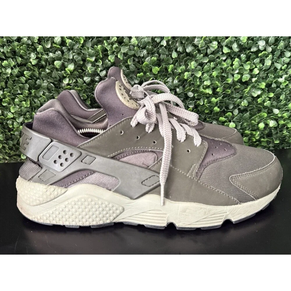 Nike Air Huarache Sequoia Dark Stucco 318429-311 Men's Size 12 2017